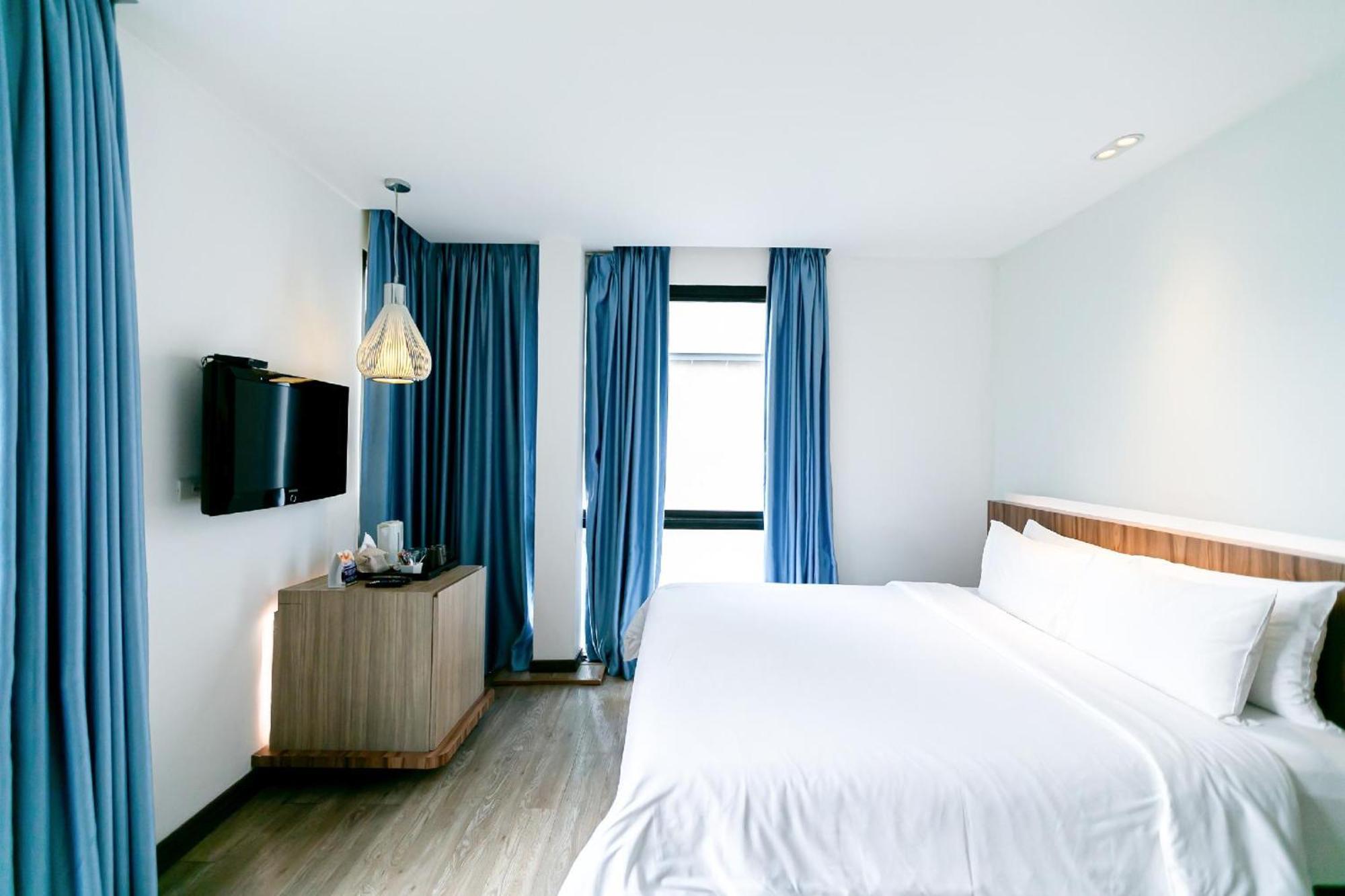 Uno Express Hotel กรุงเทพมหานคร ภายนอก รูปภาพ