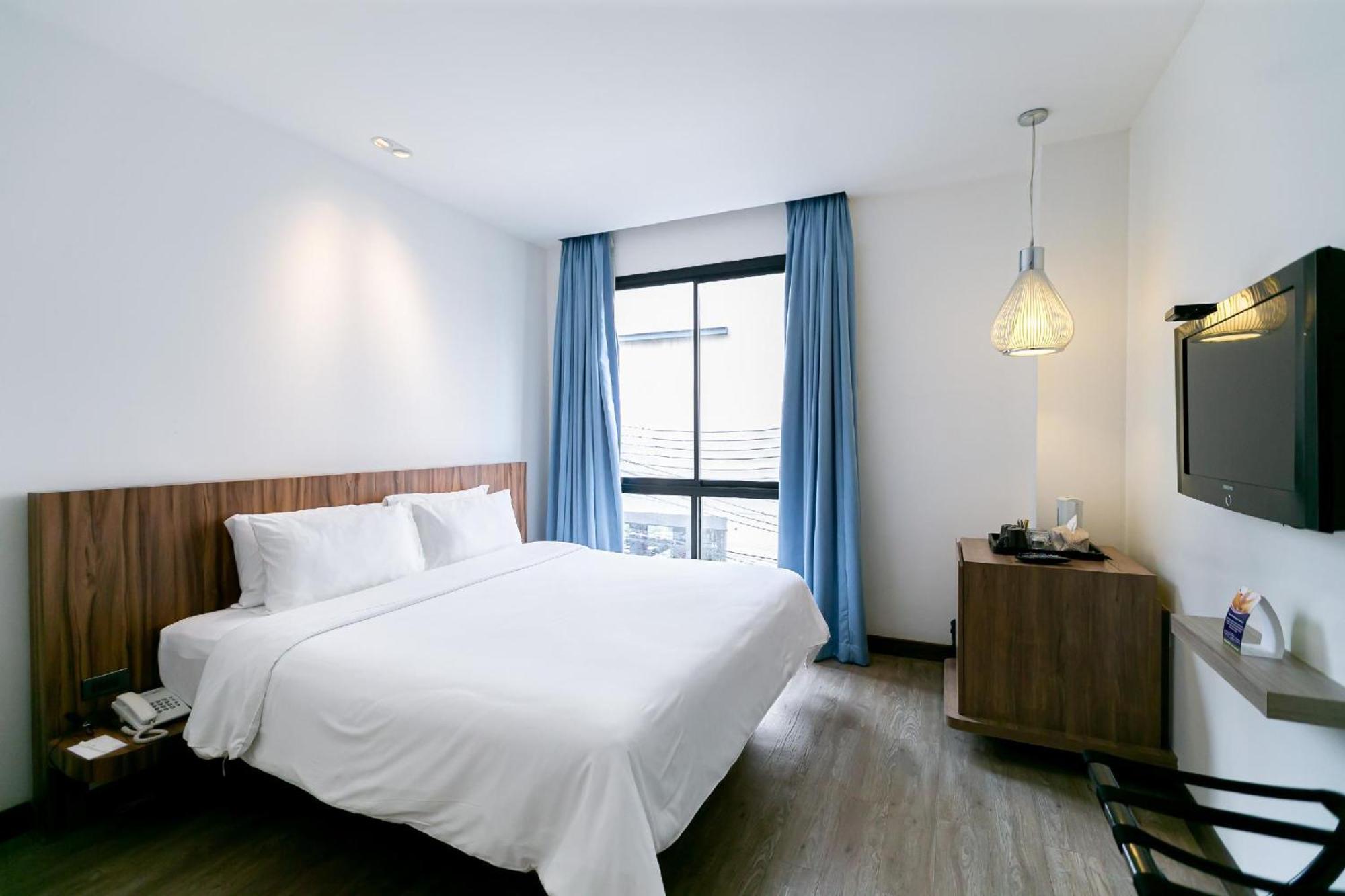 Uno Express Hotel กรุงเทพมหานคร ภายนอก รูปภาพ