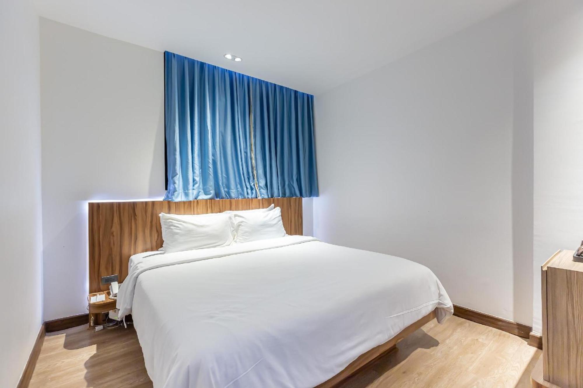 Uno Express Hotel กรุงเทพมหานคร ภายนอก รูปภาพ